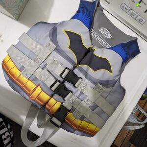 DC Batman Life Jacket By Swimways